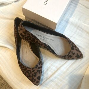 Chinese Laundry Leopard Flats. 7m
